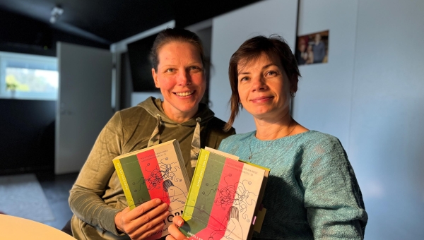 Pereterapeudid Veelika Jõgi ja Küllike Hein jagavad tegutsemistahte kaotanud noorte vanematele nõu ja jõudu, kuidas oma noor taas aktiivseks saada. Foto: VÕRUMAA ARENDUSKESKUS